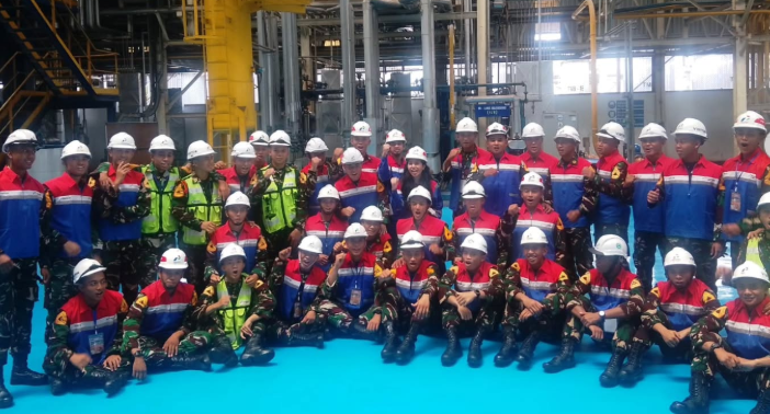 Taruna AAL Angkatan 72 Korps Teknik Laksanakan Lattek Pengendalian Kualitas BBMP dan Material di PT Pertamina Lubricants