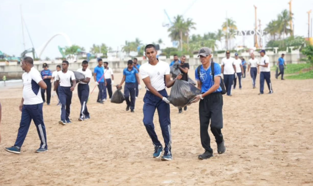 TARUNA AAL LAKSANAKAN AKSI BERSIH PANTAI DI COLOMBO DALAM RANGKAIAN LATTEK KARTIKA JALA KRIDA 2026
